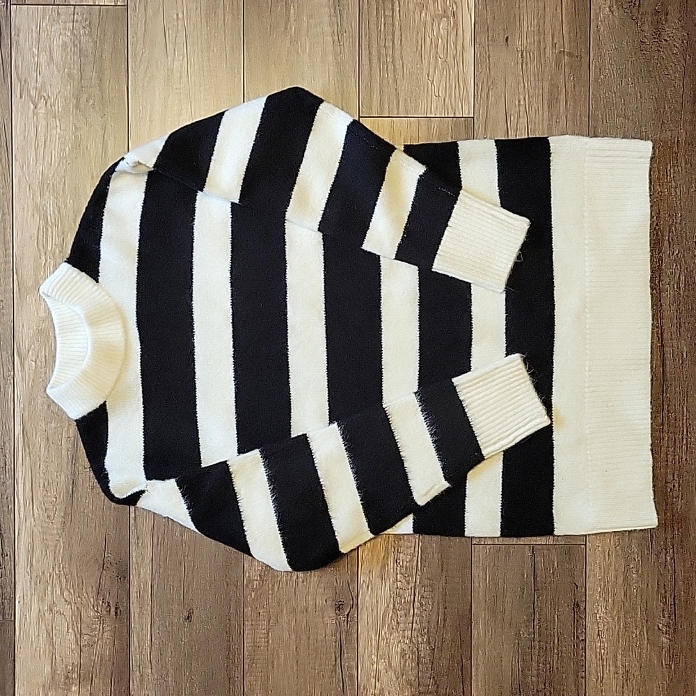 NWT Oversized Rugby Stripe Tunic Length Sweater (Fits XS to L)